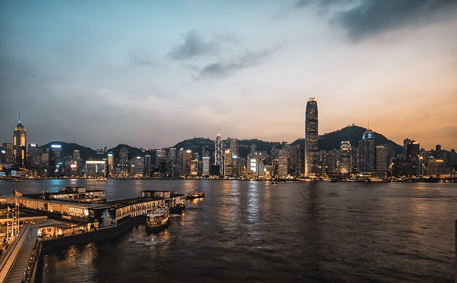 香港高才通計(jì)劃續(xù)簽門檻提升，你是否依然符合標(biāo)準(zhǔn)?