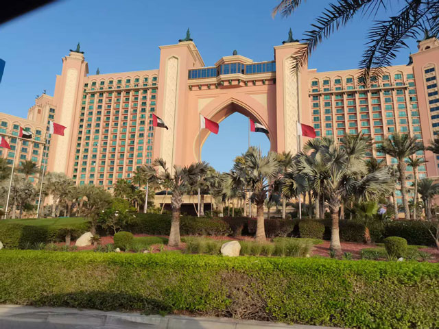 阿布扎比公司注冊(cè)代理甄選指南：避開陷阱，選對(duì)伙伴